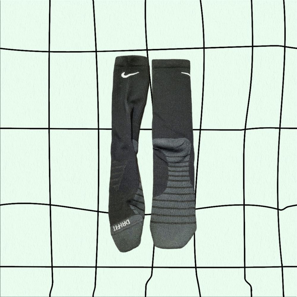 2/$20 Brand New Nike Socks - Picture 1 of 4